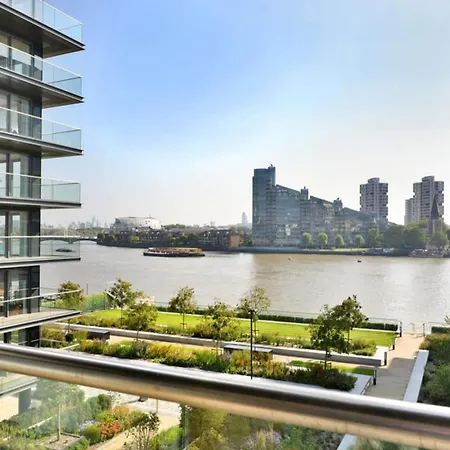 Apartment Chelsea Waterfront Stunning 3 Bedroom With Views Of River Thames *