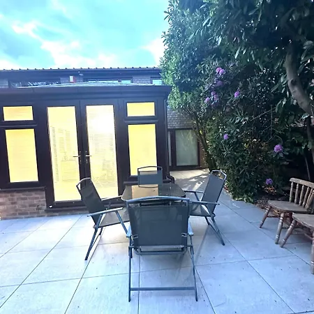 Peacock - Luxury 3 Bedroom In Greater London Orpington