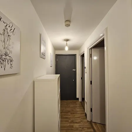Modern - Whitechapel Homestay