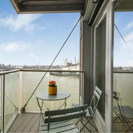 Apartment 2 Bed Flat *