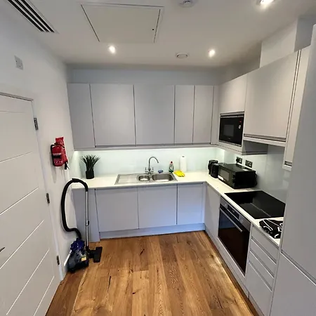 Tranquil 1br In Heathrow Apartamento