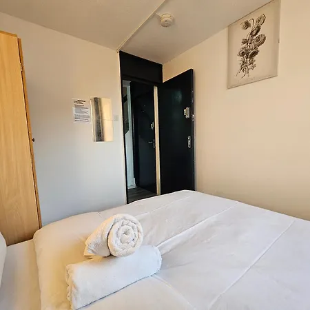 Wapping Guest house London