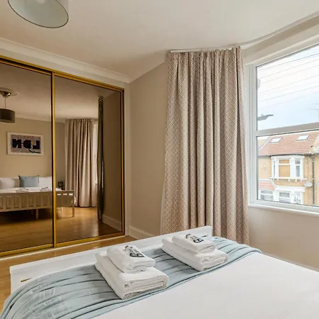 Apartment Stylish 3br Forest Gate With Garden London
