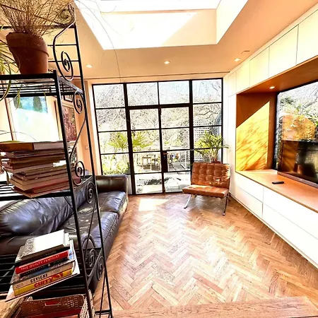 Stylish Near Notting Hill * London