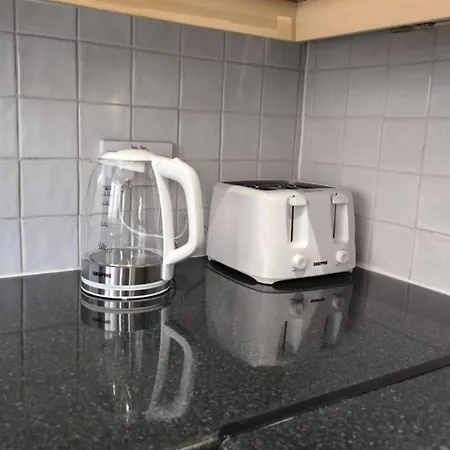 Lejlighed Fully Equipped Parkside 5min From Colliers Wood Station R4 *