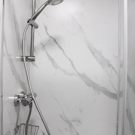 Regent Court Kensington Apartment London