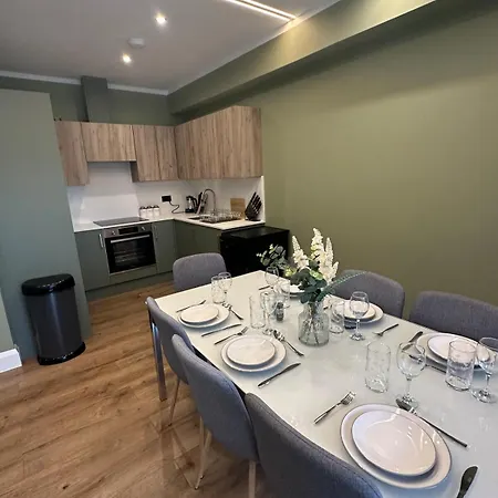 Apartment Luxurious & Spacious Modern 2bed Flat