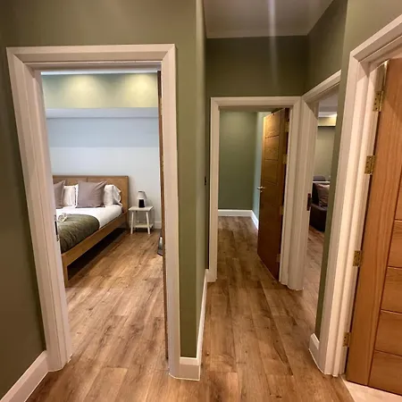 Luxurious & Spacious Modern 2bed Flat Apartment