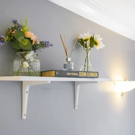 Modern In Fitzrovia By Keyhol Short Let Apartment *
