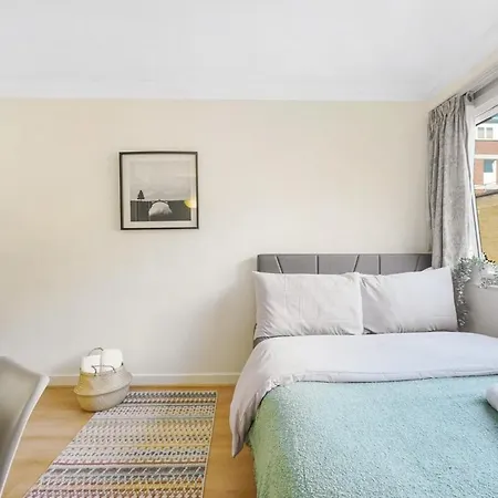 Modern In Fitzrovia By Keyhol Short Let London