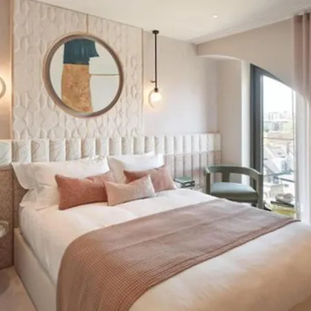 Exclusive Waterfront Spacious Two Bedroom - 606 Apartment *