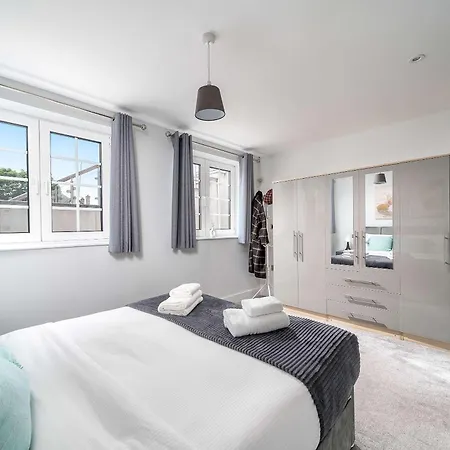 2bed 2bath - Hendon 3-5 Min To Train - 65 Inch Tv Apartamento