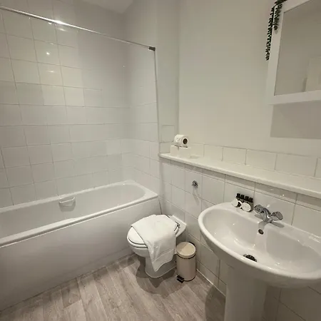 1 Bed Flat In Colindale Apartamento Edgware