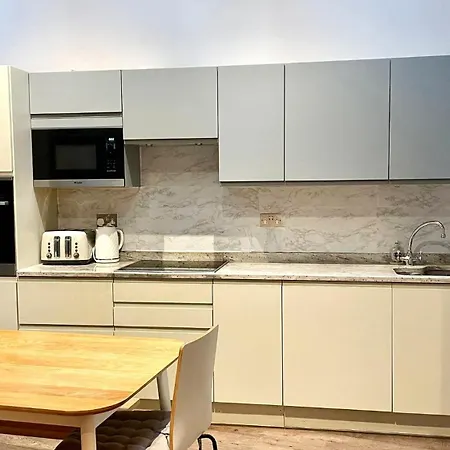 Marylebone Town House *