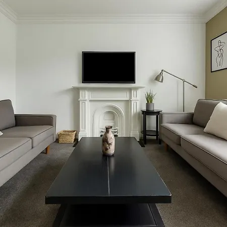 Apartment Flat - 3 Min To West Kensington Station