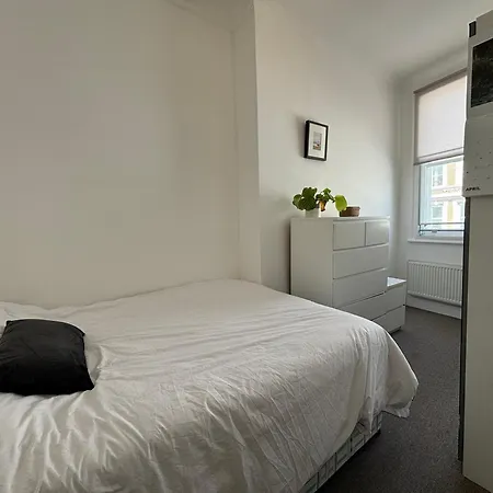 Brilliantly Located 2bd Retreat In West * Londres