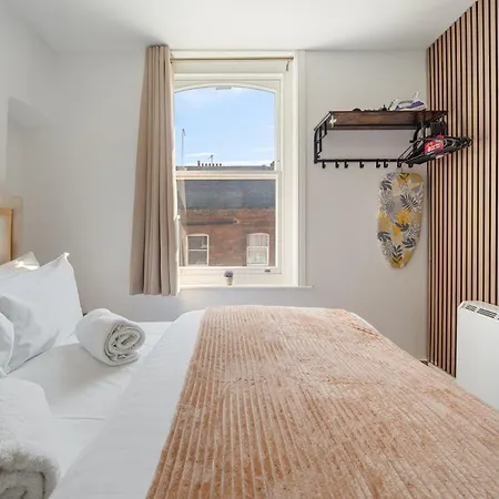 Lively Soho In The Heart Of Londons Nightlife No Lift Gsg Apartamento Londres