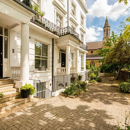 Kensington 2 Bed With Garden Apartment