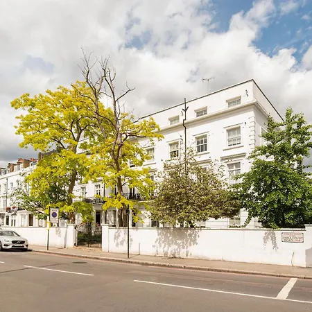 Apartment Kensington 2 Bed With Garden