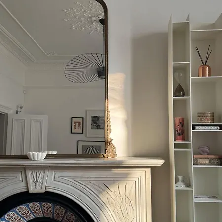 Stylish And Spacious 2 Bed Flat On Chelsea