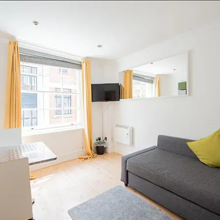 Apartment Bright In Heart Of Soho