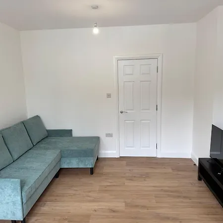 Beddington Serviced Apartment