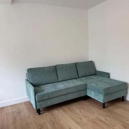 Beddington Serviced Apartment *