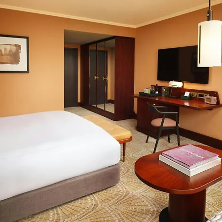 St Pancras London, Autograph Collection 5* London