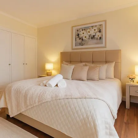דירה Park Lane Apartments/shaw House לונדון