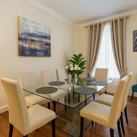 Park Lane Apartments/shaw House לונדון