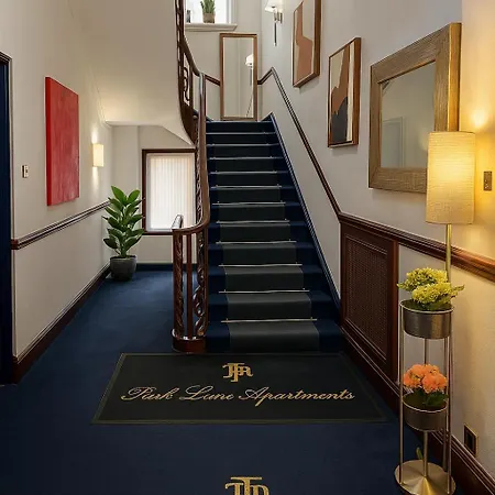 Park Lane Apartments/shaw House Apartamento