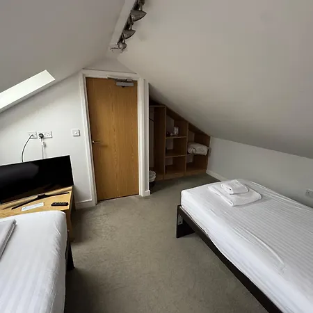 Hotell Gidea Park 3*