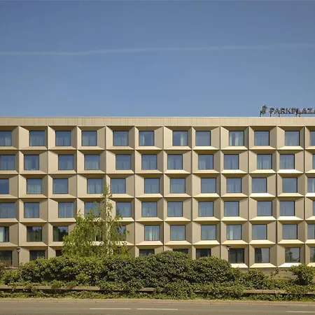 Szálloda Park Plaza London, Park Royal London