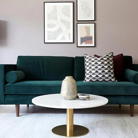 Sonder L Aird House