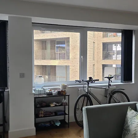 One Bed In 公寓 克罗伊登