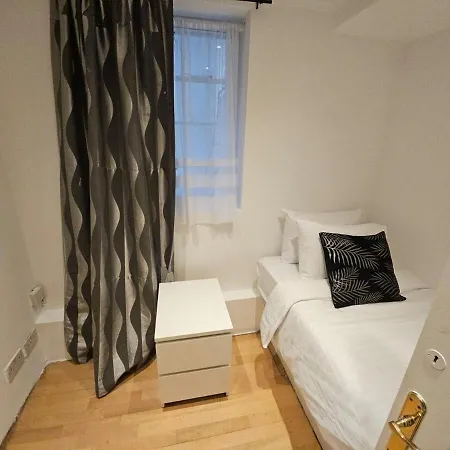Apartamento Spacious 3br Near Attractions! Londres