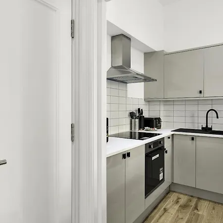 Paddington I - 1-bed Flat With Sofa Bed * London