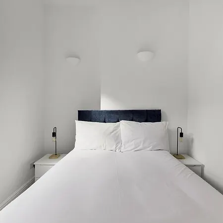 Paddington I - 1-bed Flat With Sofa Bed London