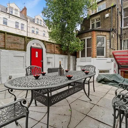 Beautiful Kensington Flat 2 Bed With Garden And Wifi *