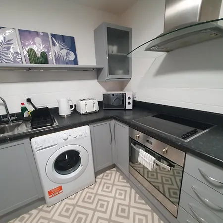 New Cosy 2-bedroom