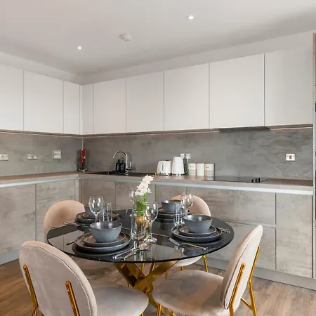 Khayat Homes - The Lasgidi - Two Bed Apartment Barking (Greater London)