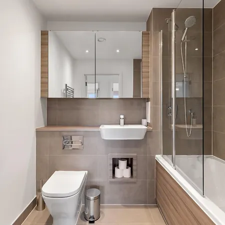 Khayat Homes - The Lasgidi - Two Bed Apartment Barking (Greater London)