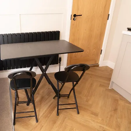 Apartment Brand New Gem Sleeps 3 Thornton Heath
