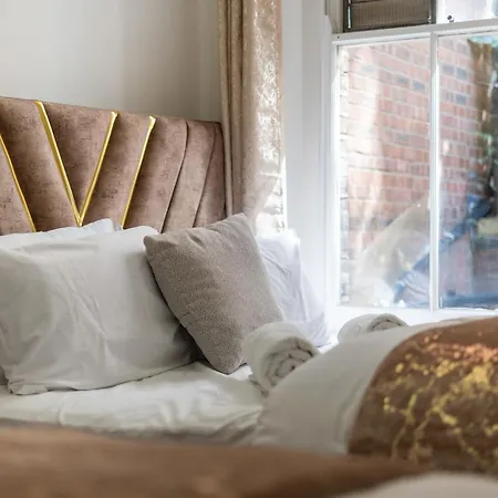 Apartment Stylish In Vibrant Soho Unbeatable Location Wdg London