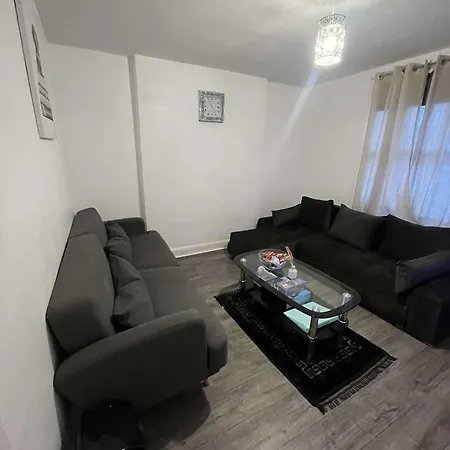 Apartment Flat In Shepherd's Bush