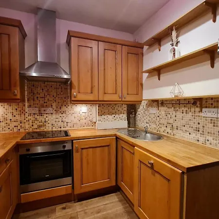 2 Bed Traditional - Trafalgar Square Londres