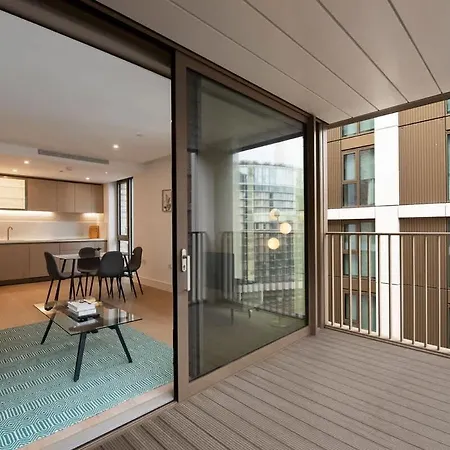 Appartement Lux And Large 2 Bed Battersea Power Station Londen