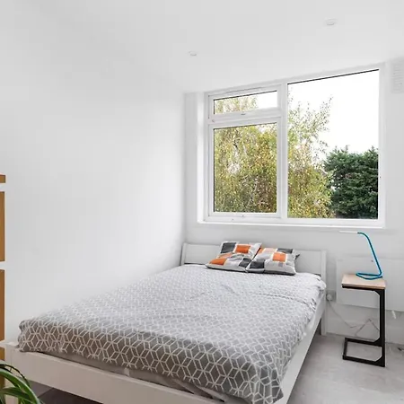 Beautiful Flat With Parking Close To Palace *