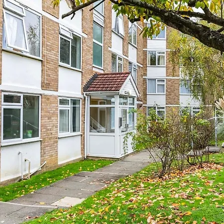 Beautiful Flat With Parking Close To Palace Apartment *