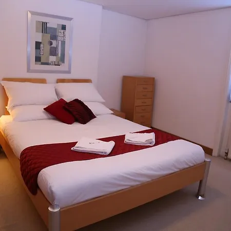 Paddington Southwick Street Apartments Apartment *